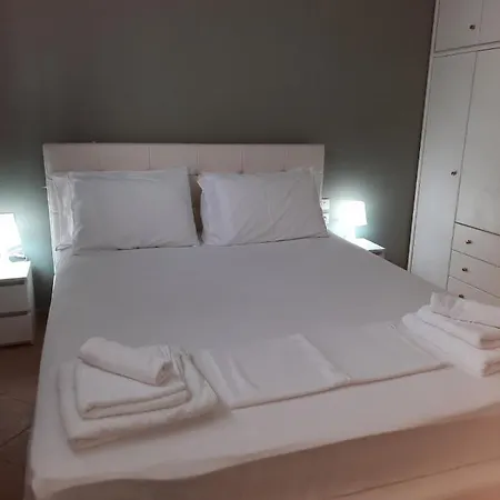 Seaside Deluxe Apartment